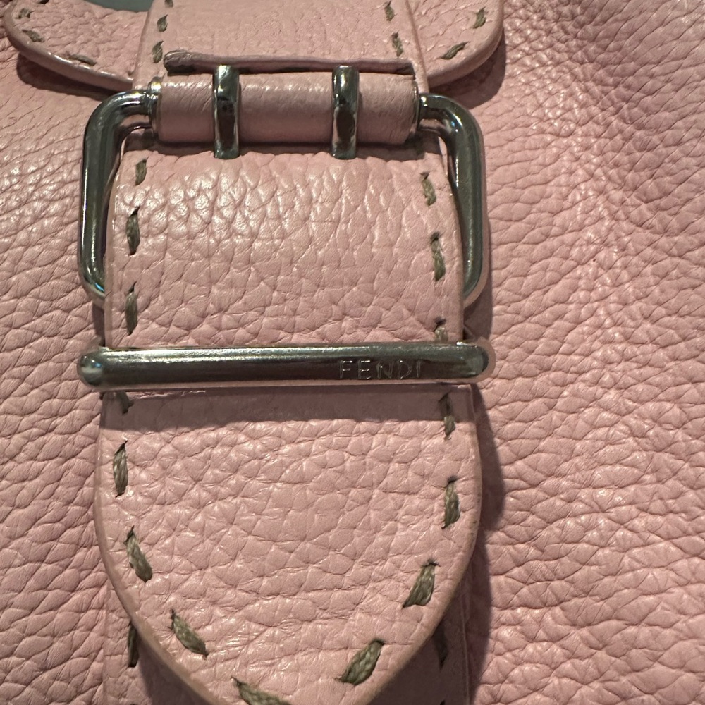 Fendi Salleria Blush Pink Leather Shoulder Bag with dustbag - Picture 6 of 17
